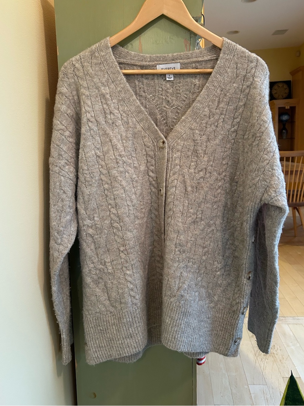 Evereve Cable Knit Chunky Cardigan Sweater w/ Side Buttons Oatmeal Size Small